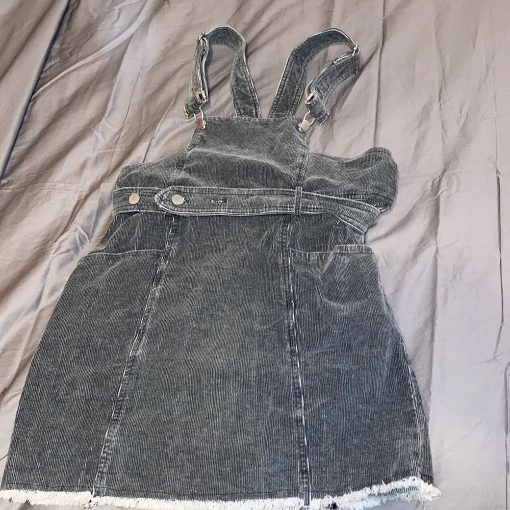 Overall dress